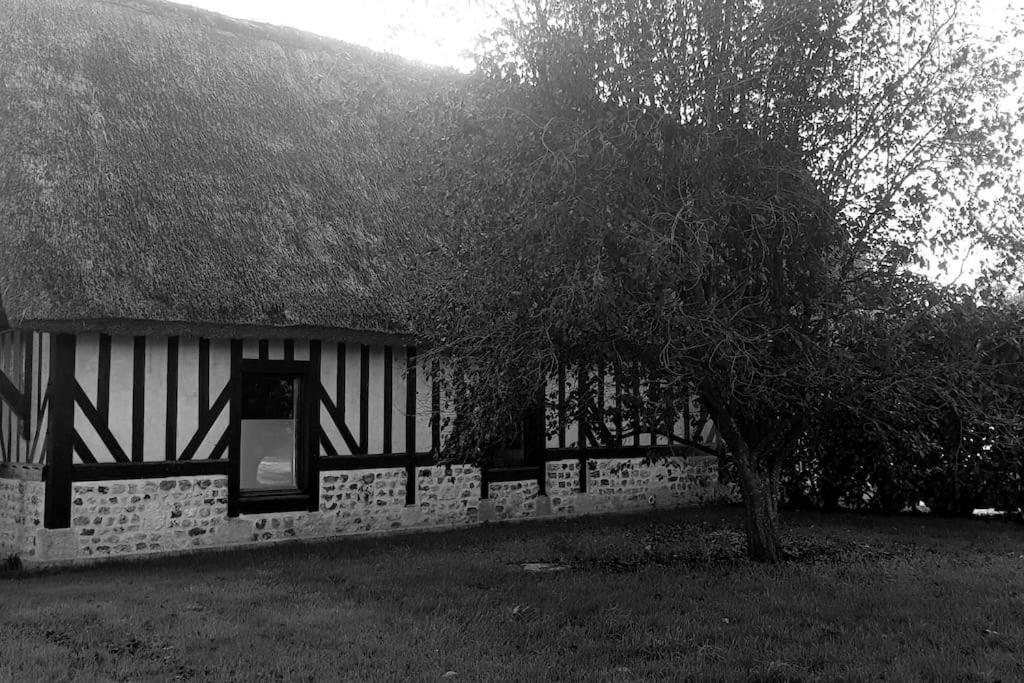 Maison Du Domaine De La Petitiere Bonneville-la-Louvet Exterior foto